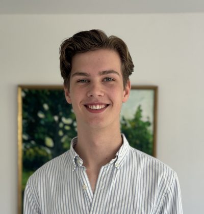 Porträttbild på Theo.